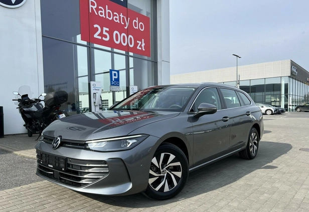 Volkswagen Passat cena 189900 przebieg: 5, rok produkcji 2024 z Chocianów małe 37